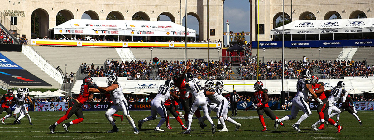 rams-buccaneers-nfl-week-4-lead-tempest